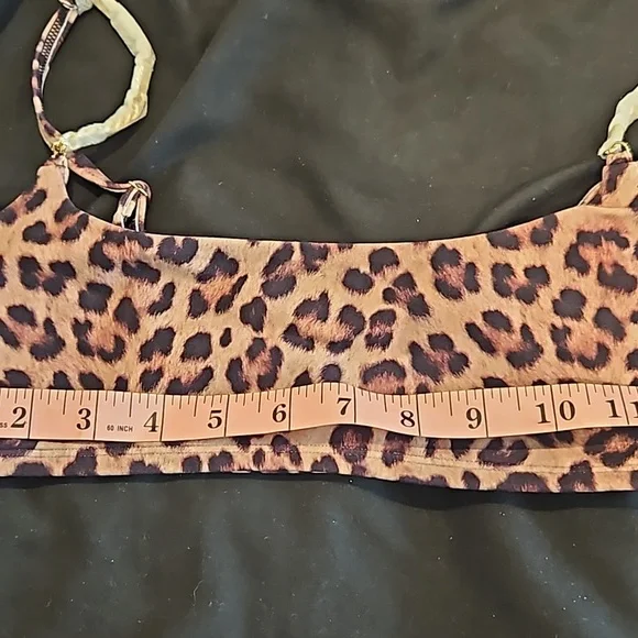 WeWoreWhat,NWT,Cami Bra Crop Top Chainhed Leopard Print,XS - Picture 6 of 6